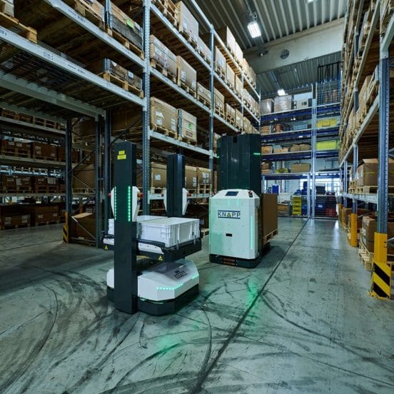 amr robot open shuttle